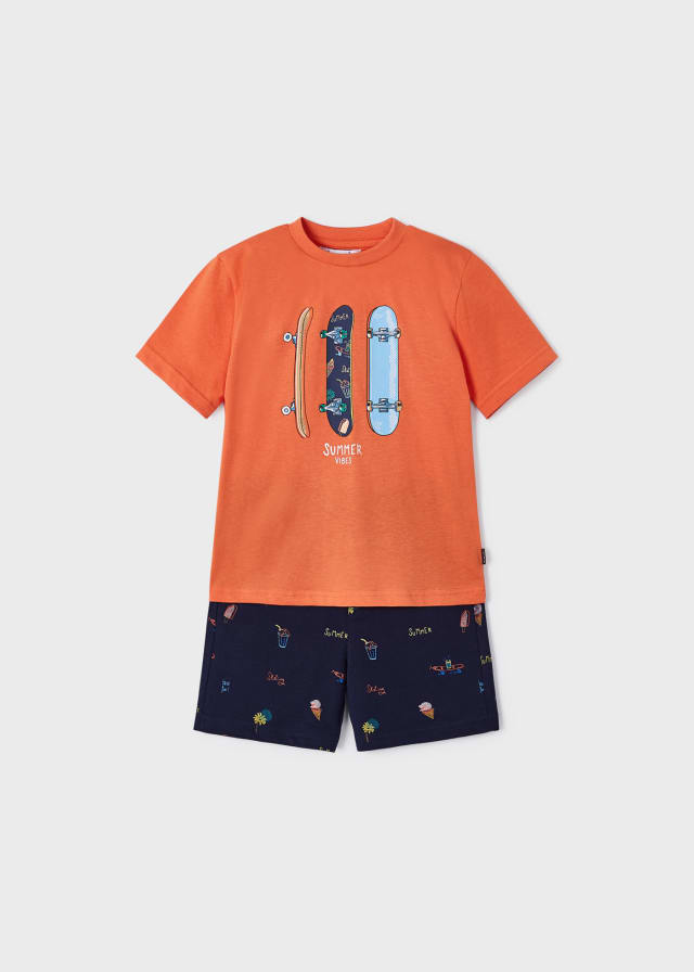 Conjunto con motivo estampado en algodón sostenible para niño